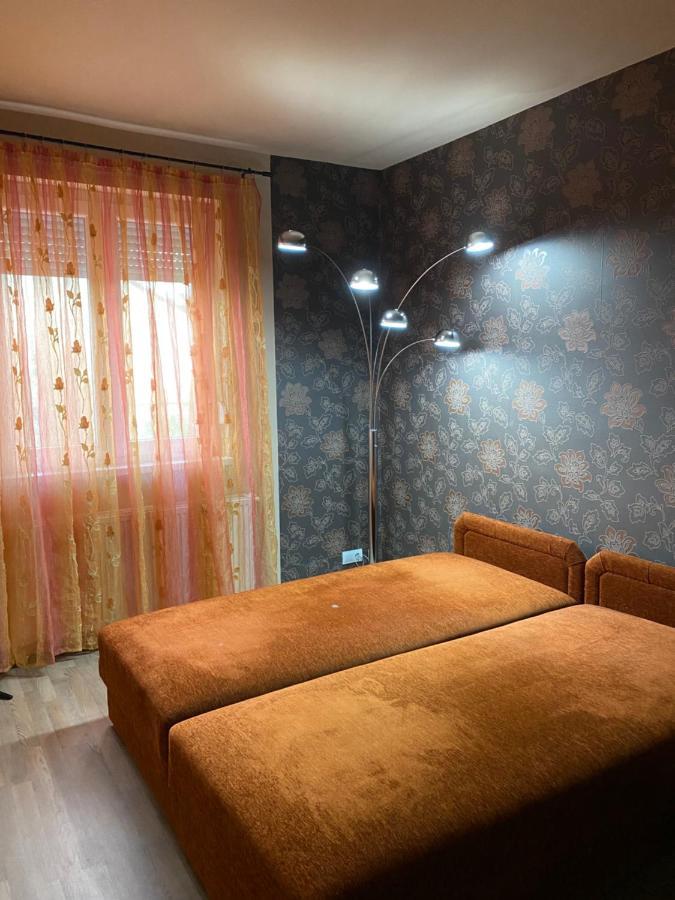 Platan Apartman Hajduszoboszlo Exterior photo